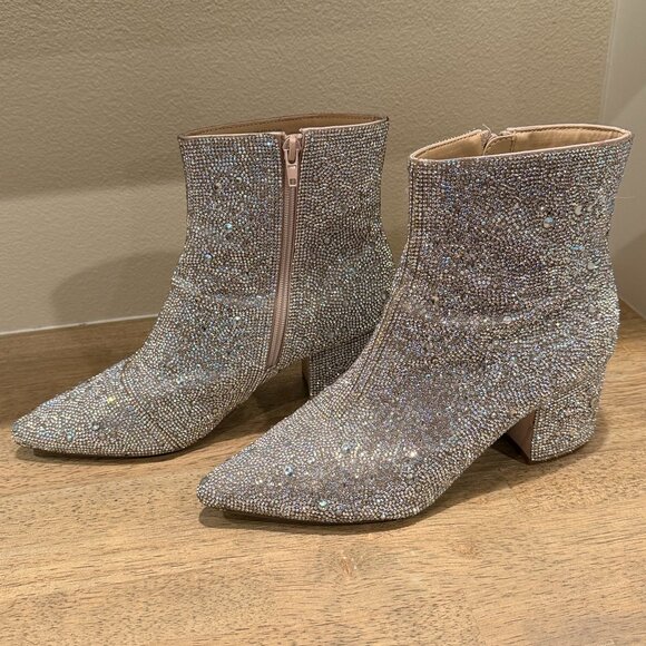 Betsey Johnson Shoes - Betsey Johnson Silver Metallic Kyla Ankle Boots Size 9.5 GUC
